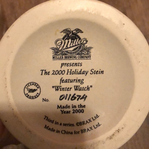 Miller Brewing Co 2000 Holiday Stein - Picture 4 of 7